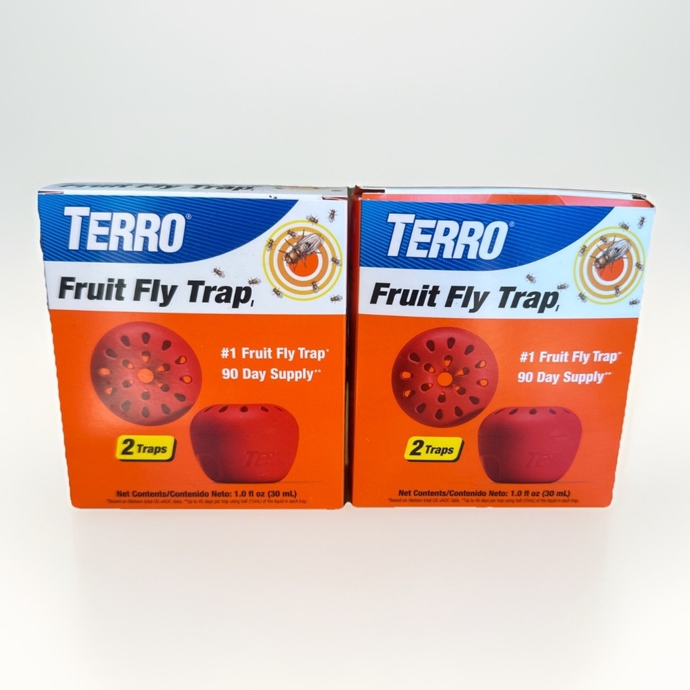 Apple Shaped Fruit Fly Traps Pack Of 4 Effective Non Toxic Pest Control Device